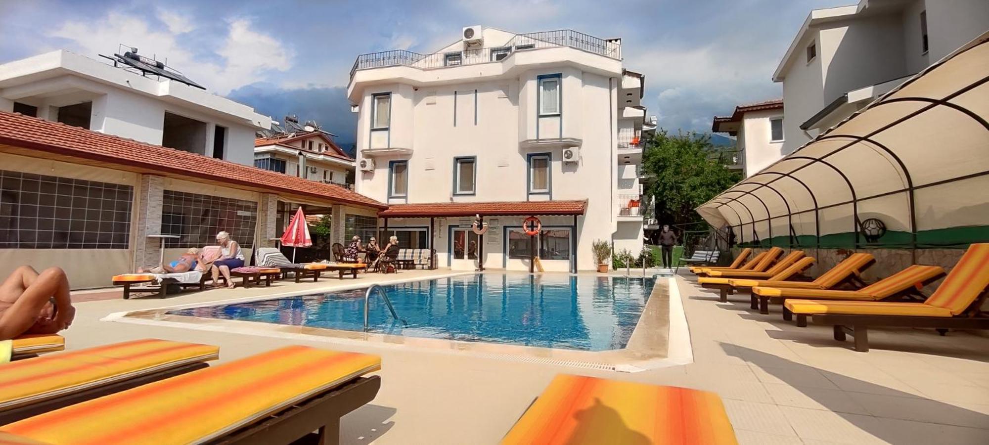 California Apart Otel Oludeniz Bagian luar foto